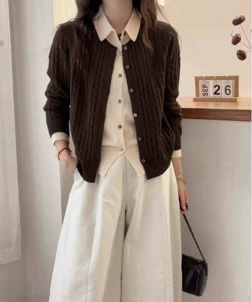 AMELY（エミリー）の「レイヤード風バイカラーニットカーディガン（カーディガン/ボレロ・レディース・チャコール/ネイビー/ブラウン/グレー・フリー）」の13枚目の写真