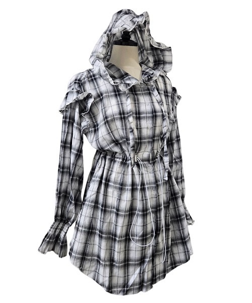 lilLilly（リルリリー）の「チェックフリルフーディーワンピース（ワンピース・レディース・ブラック/ホワイト・FREE）」の10枚目の写真