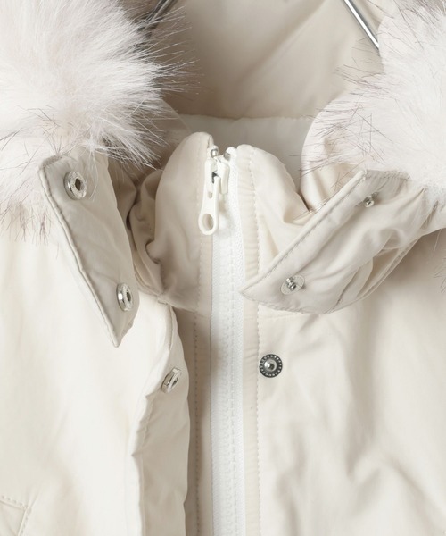 repipi armario（レピピ アルマリオ）の「【10C REPIPI】ギャルモンスターコート（ダウンジャケット/コート・キッズ・オフホワイト/ブラック・120cm/130cm/140cm/110cm）」の18枚目の写真