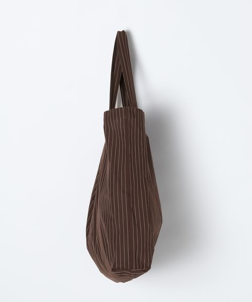 JEANASIS（ジーナシス）の「【Les Fleurs】ストライプBIGBAG/641546（トートバッグ・レディース・ホワイト/ブラウン/ブルー・FREE）」の5枚目の写真