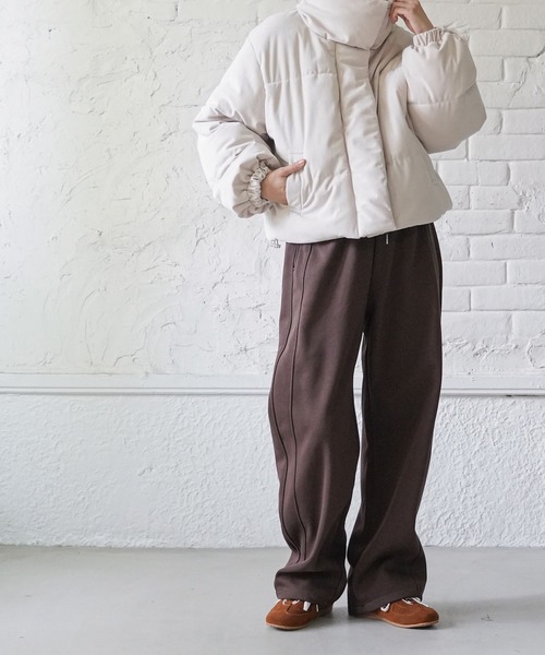 mili an deni(ミリアンデニ)の「裏ベロアスウェットパンツ(スウェットパンツ・レディース・ブラウン/チャコールグレー/ブラック/アイボリー・M)」の20枚目の写真