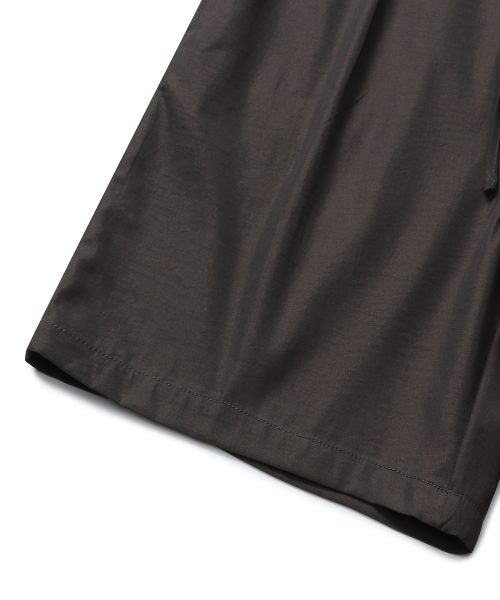 CONNECT KINLOCH(コネクトキンロック)の「コットンサイドバンディングハーフパンツ(チャコール)(その他パンツ・メンズ・その他・MEDIUM/LARGE/X-LARGE)」の2枚目の写真