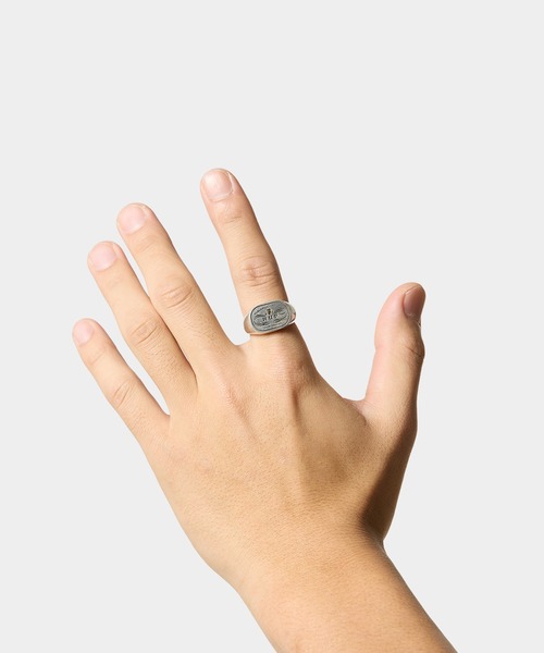 HUF シグネットリング シルバーカラー HUF（ハフ）の「WORLDWIDE CLOTHIERS SIGNET RING（リング）」 - WEAR