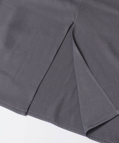 coca(coca)(コカ)の「ペプラムキャミソールワンピース(ワンピース・レディース・ブラック/チャコール・L/M/S)」の18枚目の写真