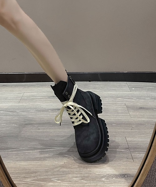shoes365（シューズスリーシックスファイヴ）の「厚底シューレースブーツ（ブーツ・レディース・チョコ/ブラック/ブラウン・23.0cm/23.5cm/24.0cm/24.5cm/25.0cm）」の4枚目の写真