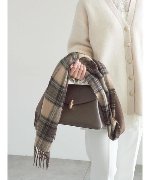 Te chichi（テチチ）の「カシミア混リバーシブルチェックマフラー（ストール/ショール・レディース・レッド/ブラウン/ベージュ・F）」の5枚目の写真