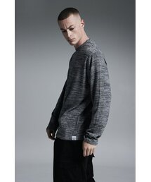 APOSTROPHE COMMA（アポストロフィコンマ）の「バットムポイントボカシラウンドニット（グレー）（ニット/セーター）」