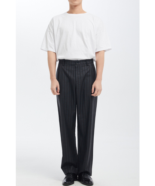 SELFISHAFFECTION(セルフィッシュ アフェクション)の「Charcoal Grey Wool Pants(スラックス・メンズ・その他・MEDIUM)」の2枚目の写真