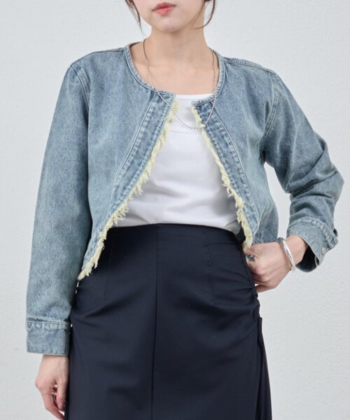 SHENERY（シーナリー）の「ショートデニムボレロ（その他アウター・レディース・ブルー系その他/ブルー・FREE）」の2枚目の写真