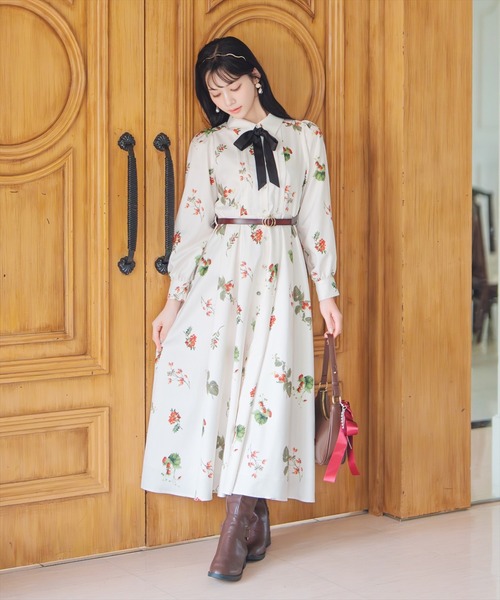 ウィンターボタニカルリボンタイワンピース（ワンピース