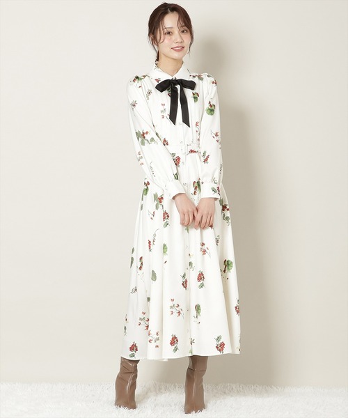 ウィンターボタニカルリボンタイワンピース（ワンピース