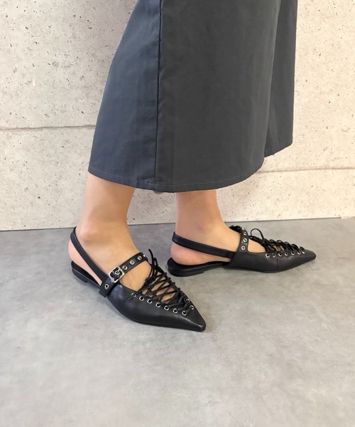 Jeffrey Campbell(ジェフリーキャンベル)の「レースアップシューズ(パンプス・レディース・ブラック・36/37/38/39)」の14枚目の写真