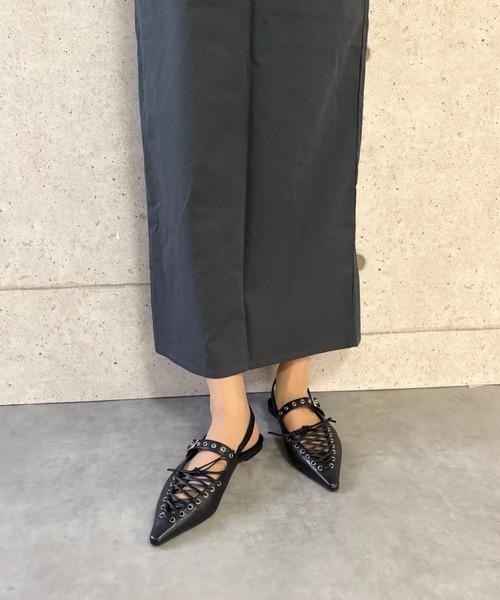 Jeffrey Campbell(ジェフリーキャンベル)の「レースアップシューズ(パンプス・レディース・ブラック・36/37/38/39)」の17枚目の写真