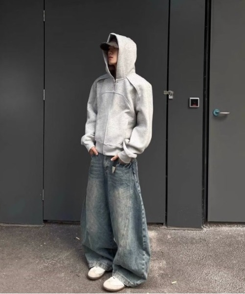 Vini（ヴィニ）の「【ユニセックス】韓国ストリートワイドルーズバルーンデニムパンツ（デニムパンツ・レディース・ブルー・SMALL/MEDIUM）」の2枚目の写真