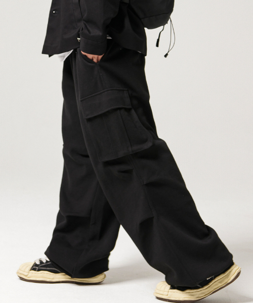 ARTISTWEAR（アーティストウェア）の「[ATW]ワイドカーゴスウェットパンツ（スウェットパンツ・レディース・ブラック/グレー・SMALL/LARGE/X-LARGE/XXXX-LARGE/MEDIUM）」の21枚目の写真