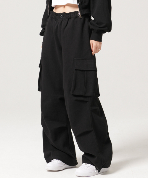 ARTISTWEAR（アーティストウェア）の「[ATW]ワイドカーゴスウェットパンツ（スウェットパンツ・レディース・ブラック/グレー・SMALL/LARGE/X-LARGE/XXXX-LARGE/MEDIUM）」の19枚目の写真