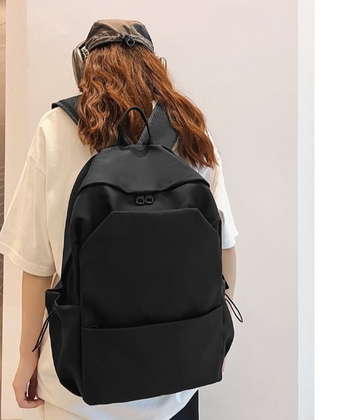 yuue' ( wear )(ユーイ)の「軽量ナイロンリュックサック/バックパック/通勤通学/A4サイズ対応/ユニセックス(バックパック/リュック・レディース・ブラック・FREE)」の4枚目の写真