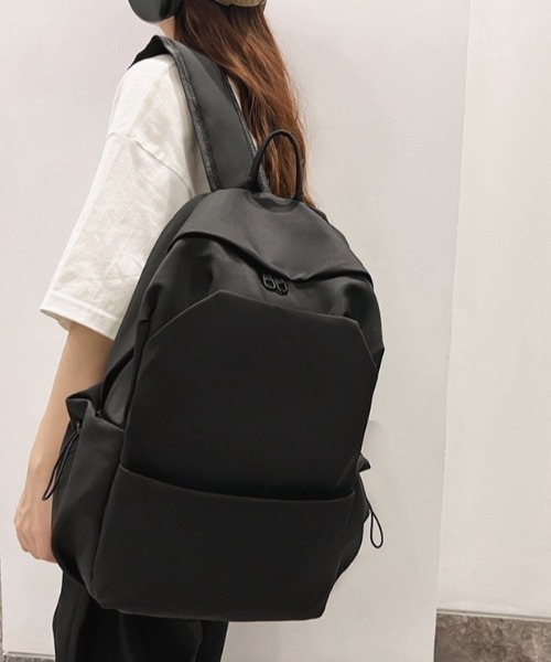 yuue' ( wear )(ユーイ)の「軽量ナイロンリュックサック/バックパック/通勤通学/A4サイズ対応/ユニセックス(バックパック/リュック・レディース・ブラック・FREE)」の7枚目の写真