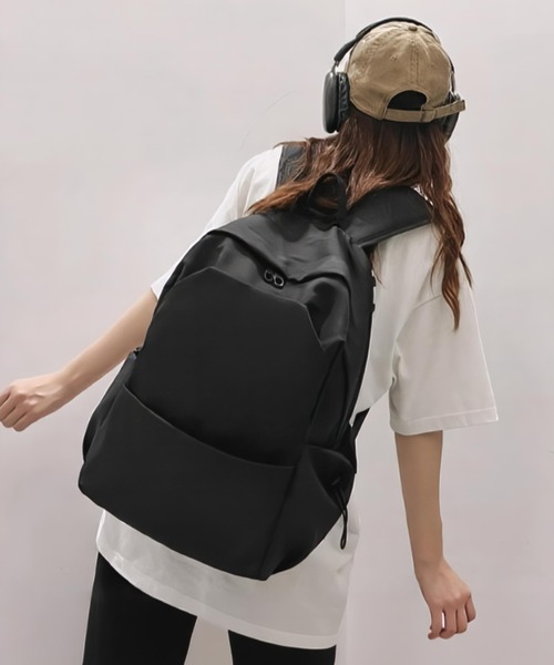 yuue' ( wear )(ユーイ)の「軽量ナイロンリュックサック/バックパック/通勤通学/A4サイズ対応/ユニセックス(バックパック/リュック・レディース・ブラック・FREE)」の16枚目の写真
