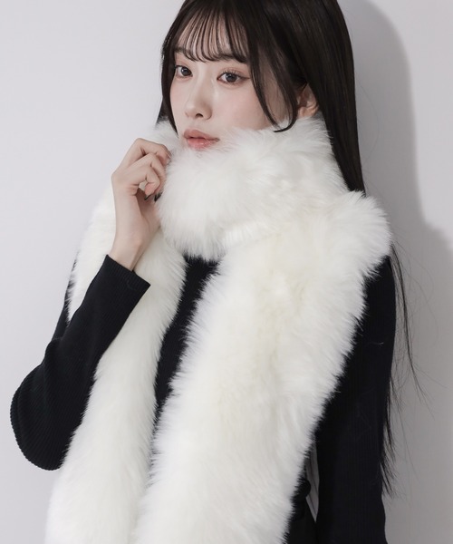 3color 】フェイクファーボリュームロングマフラー ／ fake fur