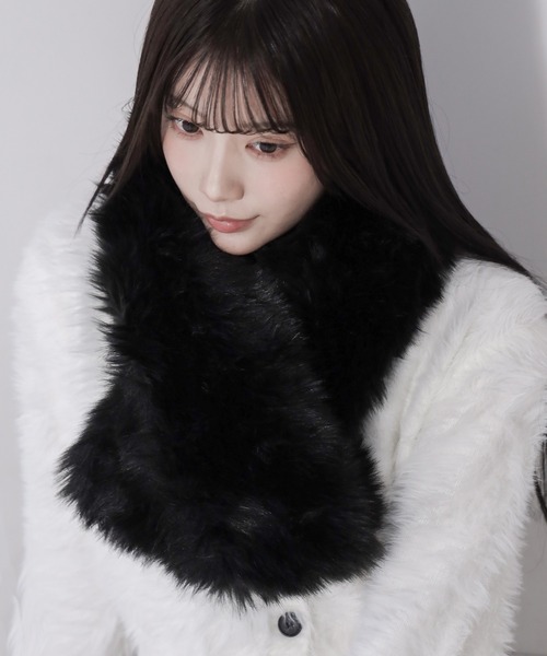 3color 】フェイクファーボリュームロングマフラー ／ fake fur