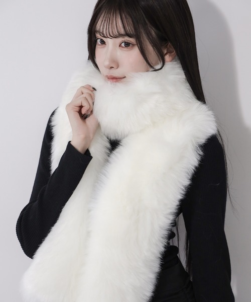 3color 】フェイクファーボリュームロングマフラー ／ fake fur