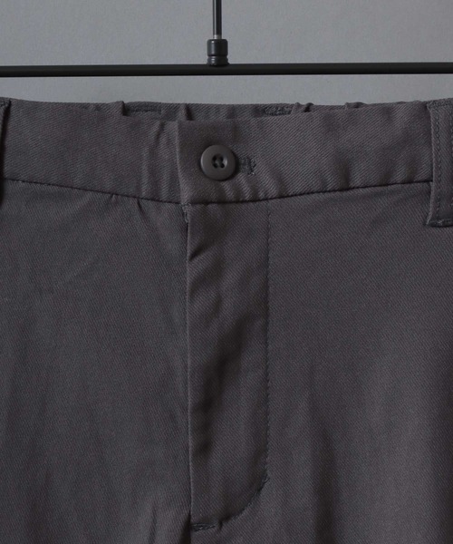 SITRY（シトリー）の「Wide Tapered Pants/ワイドテーパードパンツ  トラウザーパンツ チノパンツ スラックス（チノパンツ・メンズ・チャコール/ブラック/ベージュ・LL/L/M）」の6枚目の写真