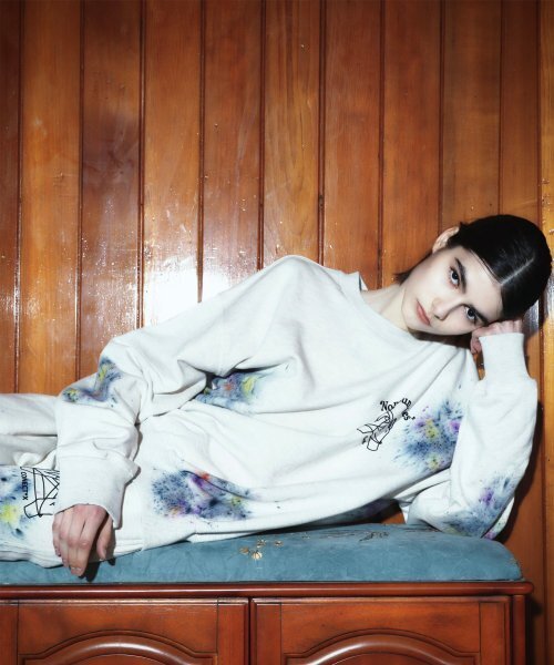 CONECTX（コネクト エックス）の「No Boundaries Hand Spray Dyed Sweatshirt (multi/ivory ver.)（スウェット・レディース・その他・3/M/L）」の3枚目の写真
