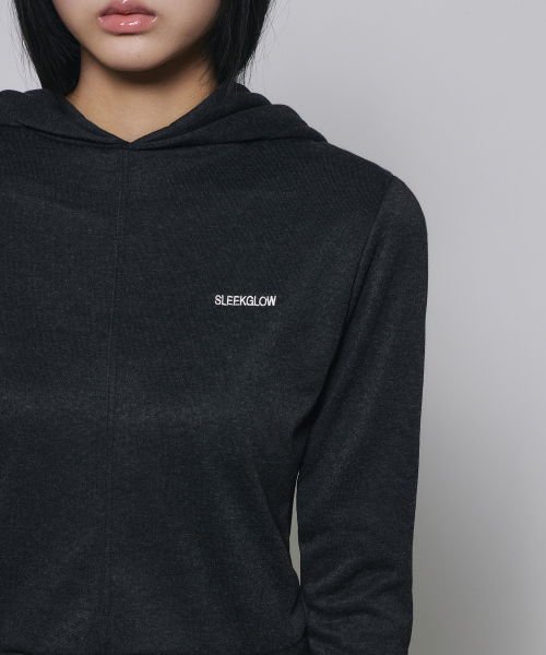 SLEEKGLOW（スリック グロウ）の「フレアシャーリングフードニットTシャツ[チャコール]（パーカー・レディース・その他・FREE）」の4枚目の写真