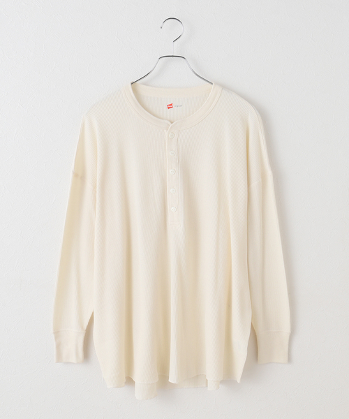 journal standard L'essage（ジャーナルスタンダードレサージュ）の「【HANES / ヘインズ 】 ヘンリーサーマル（Tシャツ/カットソー・レディース・ライトグレー/ホワイト/ネイビー・FREE）」の2枚目の写真