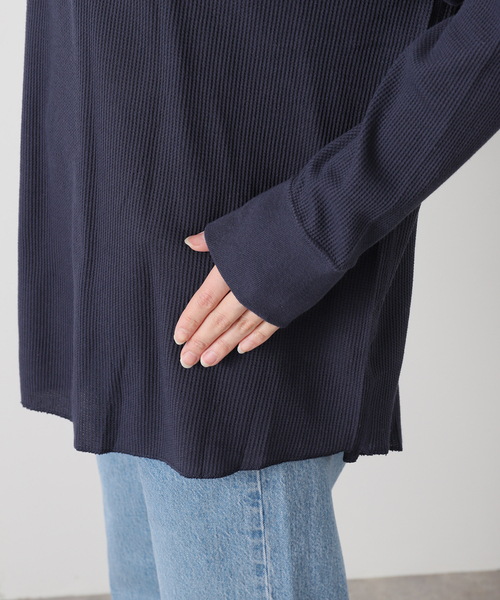 journal standard L'essage（ジャーナルスタンダードレサージュ）の「【HANES / ヘインズ 】 ヘンリーサーマル（Tシャツ/カットソー・レディース・ライトグレー/ホワイト/ネイビー・FREE）」の8枚目の写真