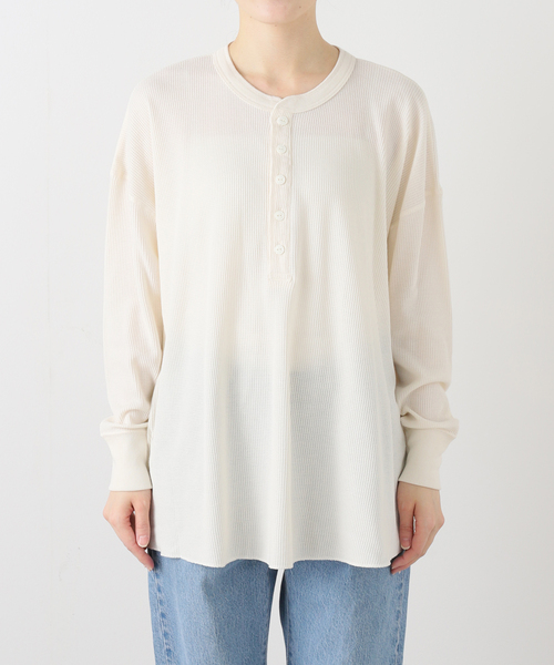 journal standard L'essage（ジャーナルスタンダードレサージュ）の「【HANES / ヘインズ 】 ヘンリーサーマル（Tシャツ/カットソー・レディース・ライトグレー/ホワイト/ネイビー・FREE）」の13枚目の写真