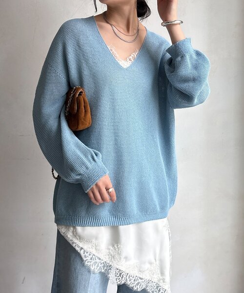 DouDou（ドゥドゥ）の「ガーター深Vプルオーバー（ニット/セーター・レディース・ブルー/ベージュ/チャコールグレー・FREE）」の17枚目の写真