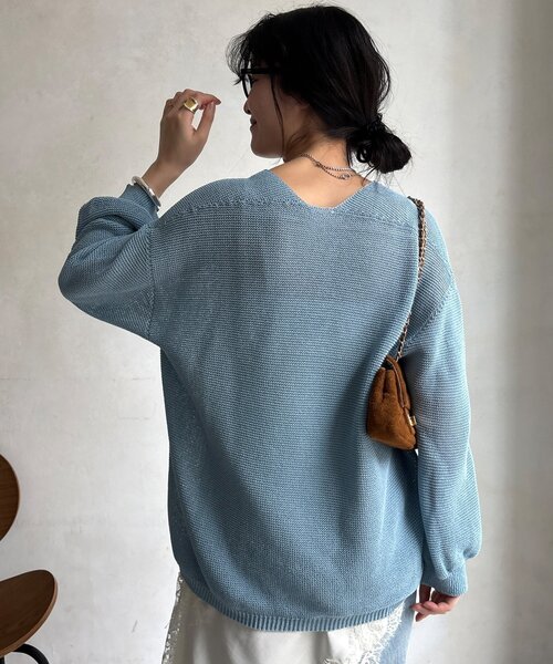 DouDou（ドゥドゥ）の「ガーター深Vプルオーバー（ニット/セーター・レディース・ブルー/ベージュ/チャコールグレー・FREE）」の19枚目の写真