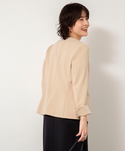 NOLLEY’S Sophi（ノーリーズソフィ）の「《セットアップ対応》ウォッシャブルWクロス2WAYストレッチジャケット（ノーカラージャケット・レディース・ネイビー/ベージュ・36/38）」の5枚目の写真