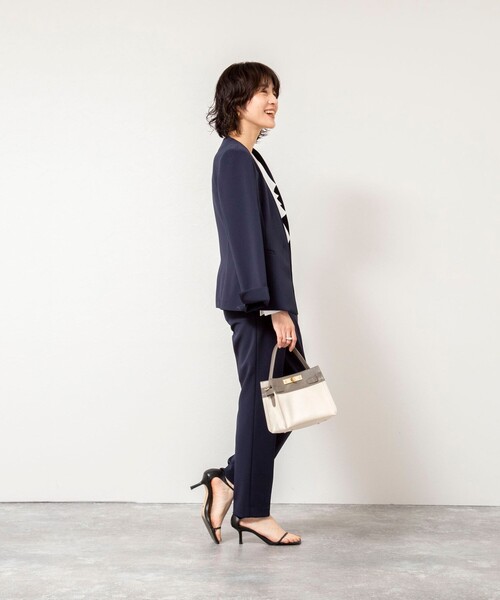 NOLLEY’S Sophi（ノーリーズソフィ）の「《セットアップ対応》ウォッシャブルWクロス2WAYストレッチジャケット（ノーカラージャケット・レディース・ネイビー/ベージュ・36/38）」の9枚目の写真