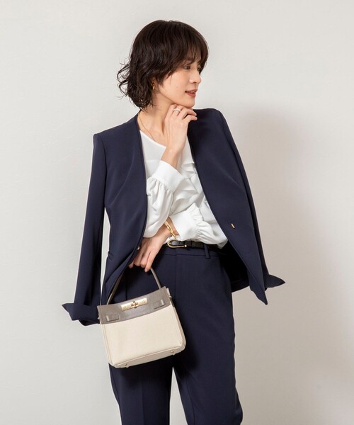 NOLLEY’S Sophi（ノーリーズソフィ）の「《セットアップ対応》ウォッシャブルWクロス2WAYストレッチジャケット（ノーカラージャケット・レディース・ネイビー/ベージュ・36/38）」の16枚目の写真