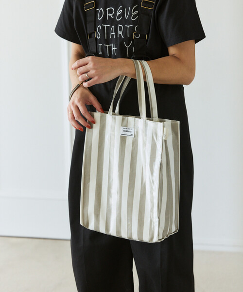 FREAK'S STORE(フリークスストア)の「ROOTOTE/ルートート EUアーキャトル ラミネートW トートバッグ(トートバッグ・メンズ・ブルーグリーン/サックスブルー/イエロー/グレー・ONE SIZE)」の8枚目の写真