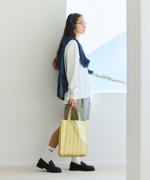 FREAK'S STORE(フリークスストア)の「ROOTOTE/ルートート EUアーキャトル ラミネートW トートバッグ(トートバッグ・メンズ・ブルーグリーン/サックスブルー/イエロー/グレー・ONE SIZE)」の10枚目の写真