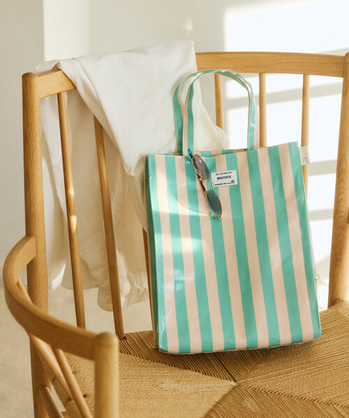 FREAK'S STORE(フリークスストア)の「ROOTOTE/ルートート EUアーキャトル ラミネートW トートバッグ(トートバッグ・メンズ・ブルーグリーン/サックスブルー/イエロー/グレー・ONE SIZE)」の17枚目の写真