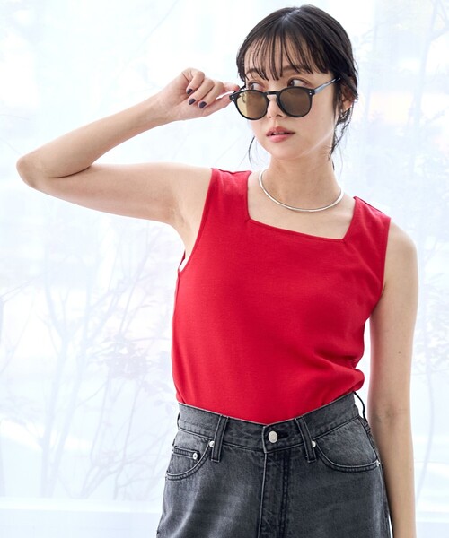 coen（コーエン）の「リブスクエアネックタンクトップ（タンクトップ・レディース・ブラック/ベージュ/オフホワイト/レッド・L/M）」の8枚目の写真