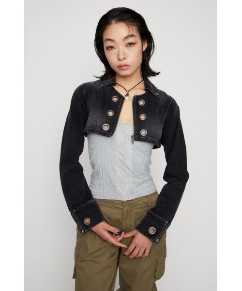 LAGUA GEM（ラグアジェム）の「CROPPED EYELET DENIM ジャケット（デニムジャケット・レディース・ブラック/ブルー・SMALL/MEDIUM）」の4枚目の写真