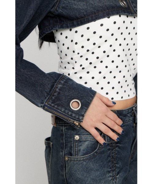 LAGUA GEM（ラグアジェム）の「CROPPED EYELET DENIM ジャケット（デニムジャケット・レディース・ブラック/ブルー・SMALL/MEDIUM）」の15枚目の写真