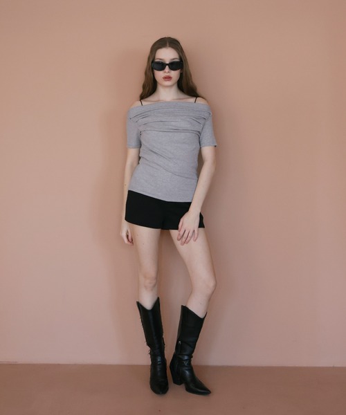 Mili affinity(ミリアフィニティー)の「オフショルギャザータック半袖プルオーバー(Tシャツ/カットソー・レディース・杢グレー/ピンク/オフホワイト・FREE)」の10枚目の写真