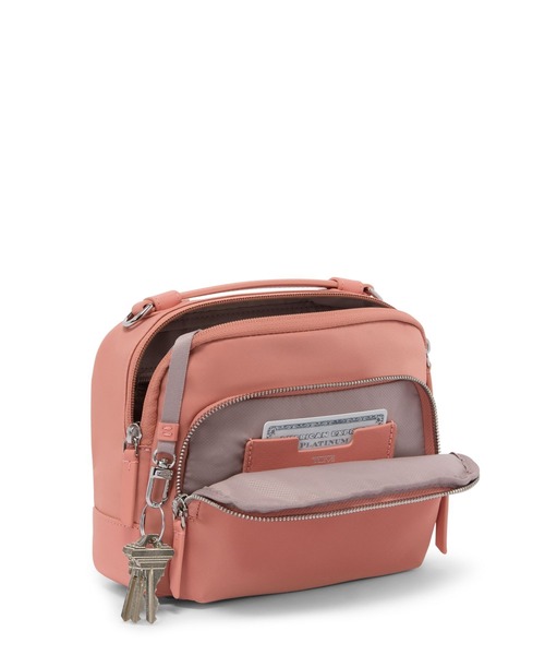 TUMI(トゥミ)の「VOYAGEUR 「テガン」クロスボディ(ショルダーバッグ・レディース・ピンク系その他・FREE)」の4枚目の写真