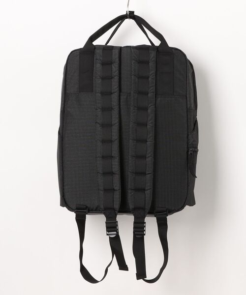 WILD THINGS(ワイルドシングス)の「【RS】【WILD THINGS】FLIGHT 2WAY BACKPACK(バックパック/リュック・メンズ・ライトグレー/ブラック・FREE)」の4枚目の写真