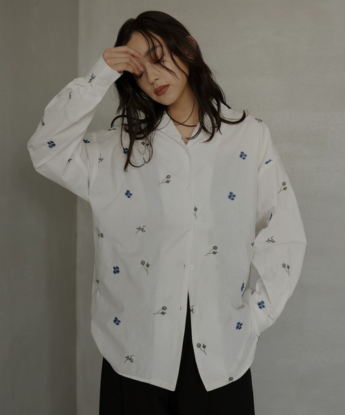 hellam（へラム）の「配色刺繍オープンカラーシャツ（シャツ/ブラウス・レディース・ブラック/ホワイト・FREE）」の15枚目の写真