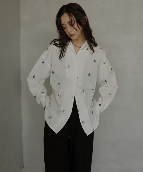 hellam（へラム）の「配色刺繍オープンカラーシャツ（シャツ/ブラウス・レディース・ブラック/ホワイト・FREE）」の17枚目の写真