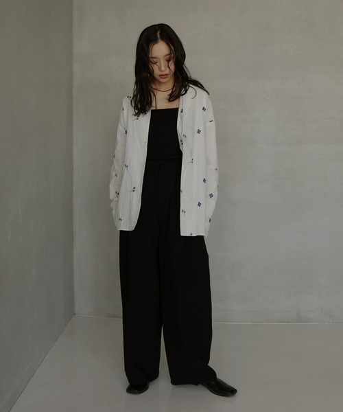 hellam（へラム）の「配色刺繍オープンカラーシャツ（シャツ/ブラウス・レディース・ブラック/ホワイト・FREE）」の18枚目の写真