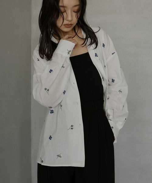 hellam（へラム）の「配色刺繍オープンカラーシャツ（シャツ/ブラウス・レディース・ブラック/ホワイト・FREE）」の19枚目の写真